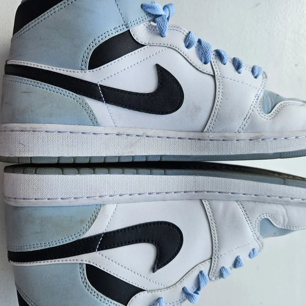 Air Jordan Ones Men's Size 11 - Picture 1 of 8